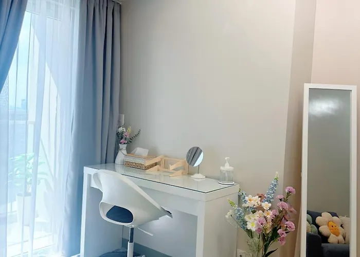 Cozy Corner By Mae Aparthotel Manila