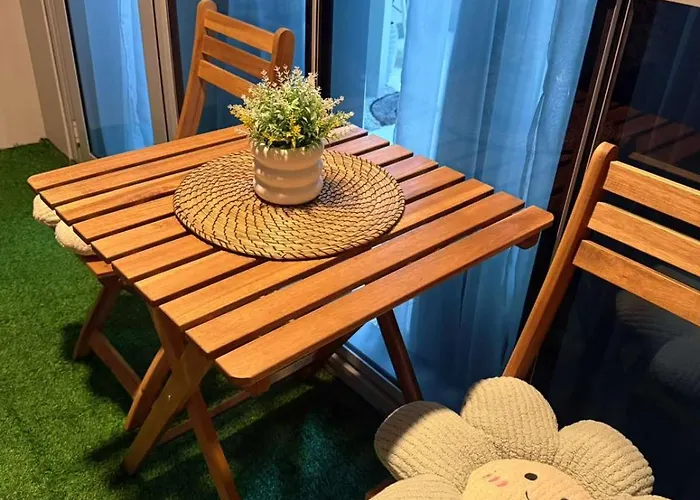 Cozy Corner By Mae *
